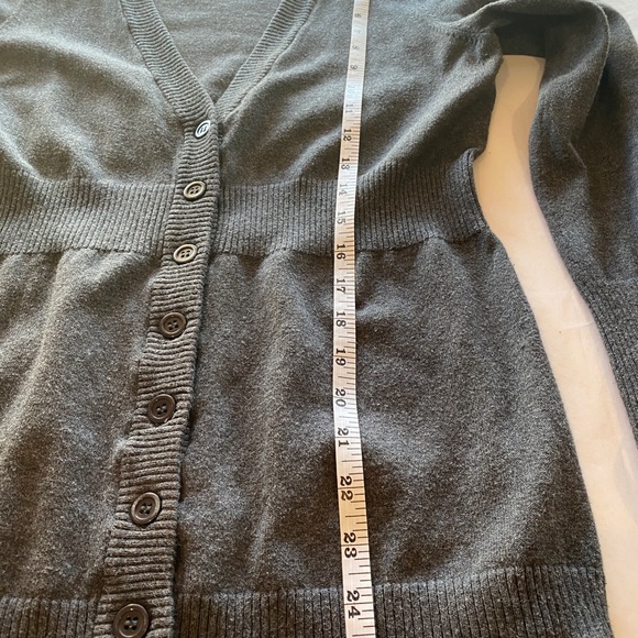 RW&CO grey sweater - Picture 10 of 11